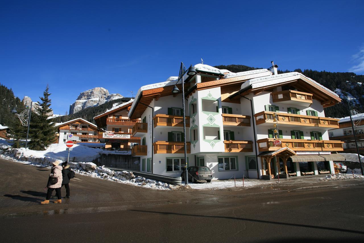 Garni Eden Hotel Canazei Luaran gambar
